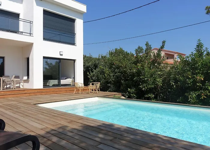 Lejlighed Kalliste By Interhome Favone